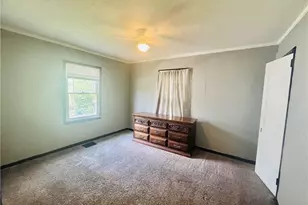 608 Unity St, Thomasville, NC 27360 - Photo 9