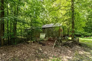 955 Valleystream Rd, Winston-Salem, NC 27104 - Photo 19