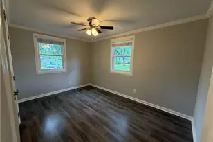 1828 Villa Dr, Greensboro, NC 27403 - Photo 11