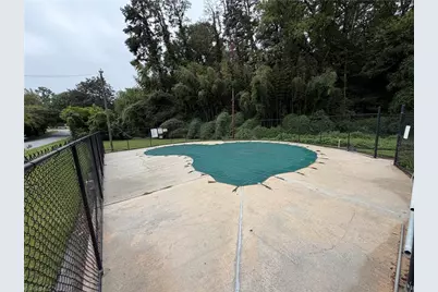 1828 Villa Drive, Greensboro, NC 27403 - Photo 17