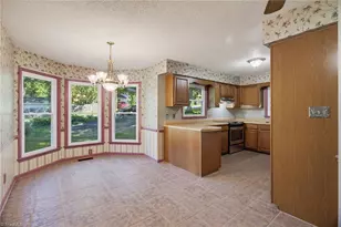 1418 Rock Spring St, Greensboro, NC 27405 - Photo 9