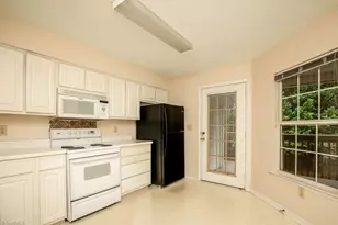 2680 Ingleside Dr, High Point, NC 27265 - Photo 5