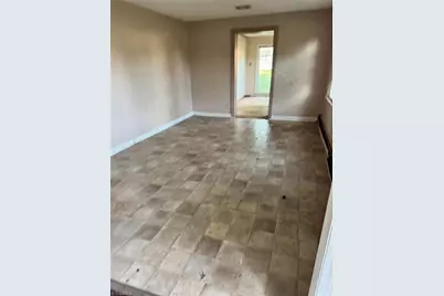 2404 Revolan Court, Greensboro, NC 27407 - Photo 7