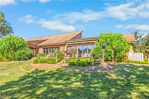 150 Oleander Dr, Bermuda Run, NC 27006 - Photo 5