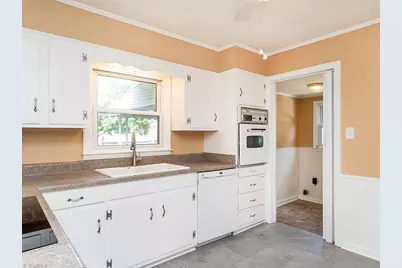 1901 Lynnwood Drive, Burlington, NC 27215 - Photo 13