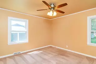 1901 Lynnwood Dr, Burlington, NC 27215 - Photo 21