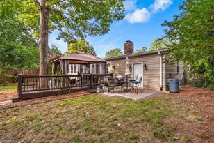 2608 David Caldwell Dr, Greensboro, NC 27408 - Photo 41
