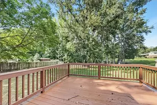 4103 Hickory Tree Ln, Greensboro, NC 27405 - Photo 15