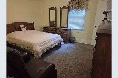 2601 Pershing Street, Greensboro, NC 27405 - Photo 25