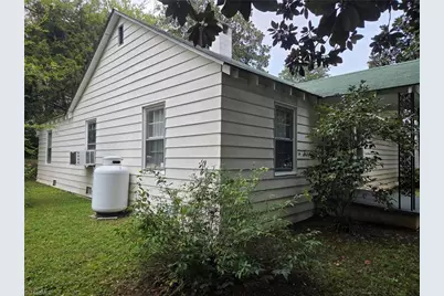 2601 Pershing Street, Greensboro, NC 27405 - Photo 3