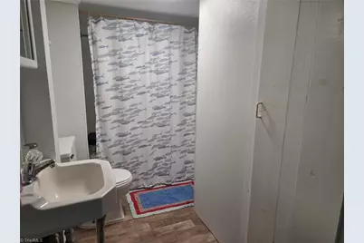 2601 Pershing Street, Greensboro, NC 27405 - Photo 23