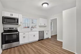 520 Ashburn St, High Point, NC 27260 - Photo 13