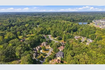 2730 Spicewood Trails Lane, Pfafftown, NC 27106 - Photo 9