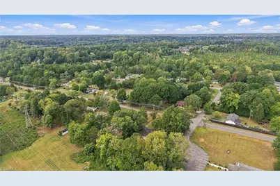 5038 Pinewood Drive, Winston-Salem, NC 27106 - Photo 29