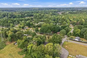 5038 Pinewood Dr, Winston-Salem, NC 27106 - Photo 29