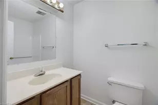 2210 New Garden Rd, Greensboro, NC 27410 - Photo 21
