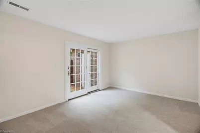 2210 New Garden Road #3620, Greensboro, NC 27410 - Photo 13
