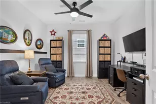 3104 Middle Creek Ln, Greensboro, NC 27405 - Photo 29