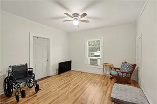 208 Copley St, Lexington, NC 27292 - Photo 5