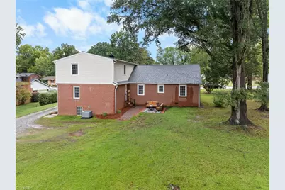 218 Center Street, Kernersville, NC 27284 - Photo 5