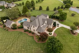 7404 Hadleigh Ct, Oak Ridge, NC 27310 - Photo 5