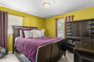 2401 Bywood Rd, Greensboro, NC 27405 - Photo 19