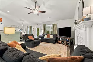 115 Goldenrod Ct., Burlington, NC 27215 - Photo 9