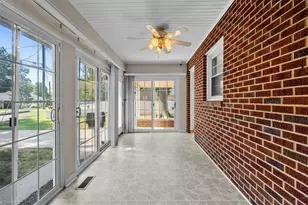212 W Gilbreath St, Graham, NC 27253 - Photo 21