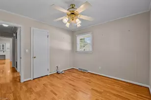 212 W Gilbreath St, Graham, NC 27253 - Photo 33