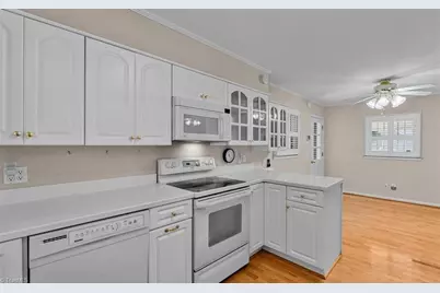 212 W Gilbreath Street, Graham, NC 27253 - Photo 13