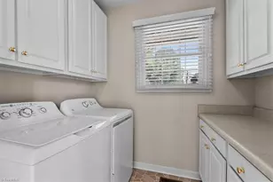 212 W Gilbreath St, Graham, NC 27253 - Photo 23