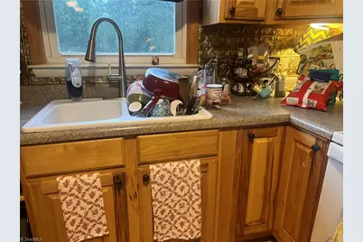 262 Woodcreek Drive, Mount Airy, NC 27030 - Photo 5