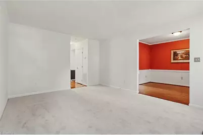 3936 New Garden Park, Greensboro, NC 27410 - Photo 3