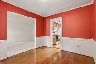 3936 New Garden Park, Greensboro, NC 27410 - Photo 5