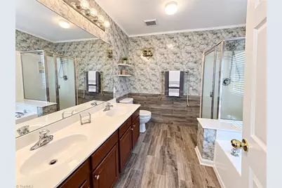 4270 Lindsey Lane, Winston-Salem, NC 27106 - Photo 9