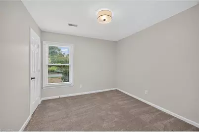 4709 White Horse Drive, Greensboro, NC 27410 - Photo 19