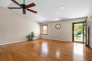 1110 Barham Rd, Greensboro, NC 27455 - Photo 9