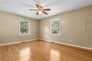 1110 Barham Rd, Greensboro, NC 27455 - Photo 21