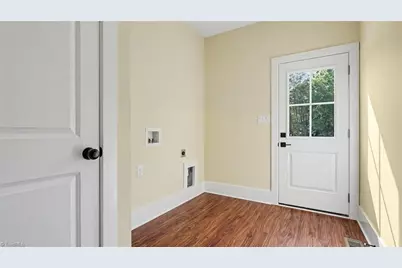 1544 Morgantown Road, Burlington, NC 27217 - Photo 25