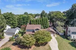 3804 Oak Forest Dr, High Point, NC 27265 - Photo 3