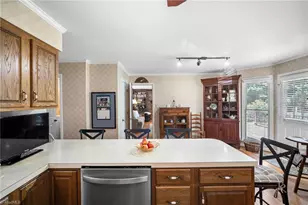 3804 Oak Forest Dr, High Point, NC 27265 - Photo 21