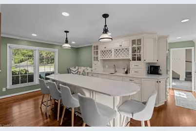 4 Horseshoe Court, Greensboro, NC 27410 - Photo 7