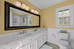 4 Horseshoe Ct, Greensboro, NC 27410 - Photo 27
