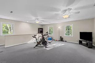 4 Horseshoe Ct, Greensboro, NC 27410 - Photo 37