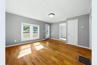 24 Forest Hill Road, Lexington, NC 27295 - Photo 9