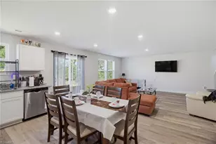 831 Fox Laurel Ct, Asheboro, NC 27203 - Photo 11