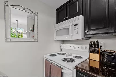 1700 N Elm Street #I1, Greensboro, NC 27408 - Photo 13
