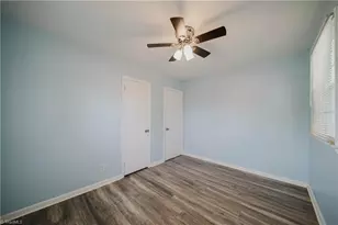 2102 Bothwell St, Greensboro, NC 27401 - Photo 7