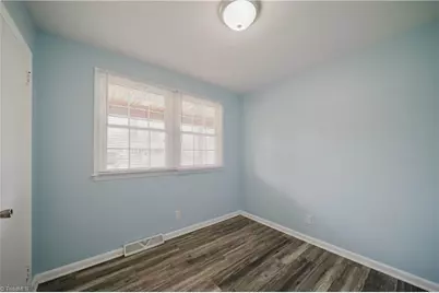 2102 Bothwell Street, Greensboro, NC 27401 - Photo 5