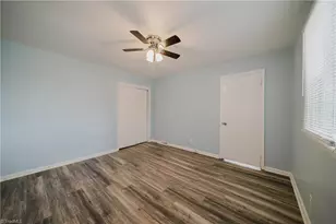 2102 Bothwell St, Greensboro, NC 27401 - Photo 9